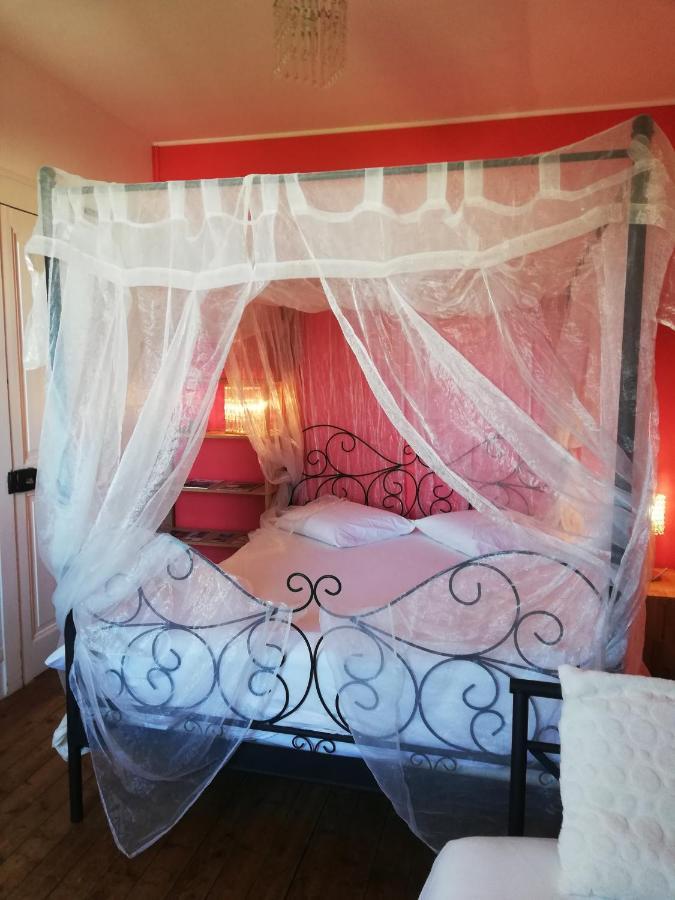 La Chambre D'Hote De Chris แชร์บูร์ก อ็อง กงต็องแต็ง ภายนอก รูปภาพ