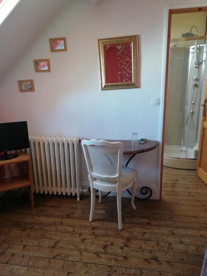 La Chambre D'Hote De Chris แชร์บูร์ก อ็อง กงต็องแต็ง ภายนอก รูปภาพ