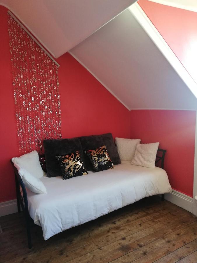 La Chambre D'Hote De Chris แชร์บูร์ก อ็อง กงต็องแต็ง ภายนอก รูปภาพ
